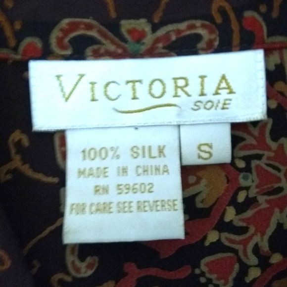 Victoria Soie 100% silk Button Up Shirt | sz S - Picture 3 of 3
